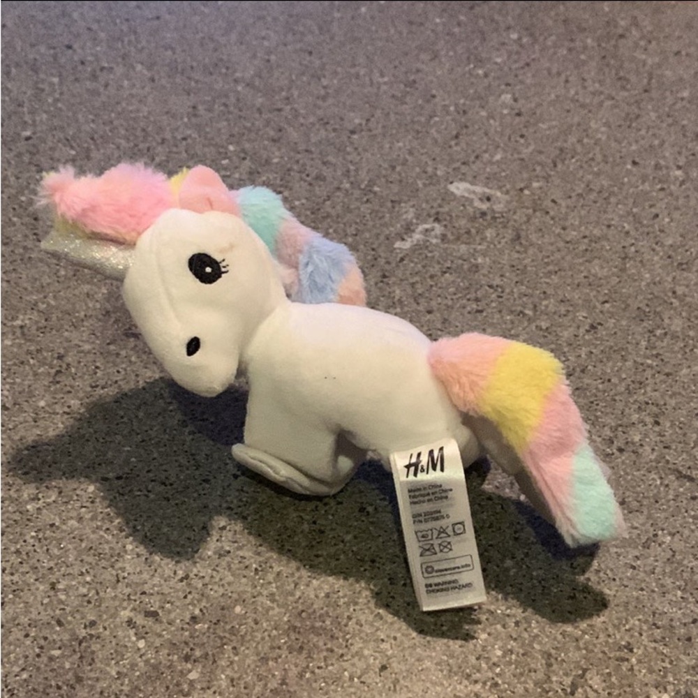 H&M White Unicorn Snap-on Soft Toy Bracelet